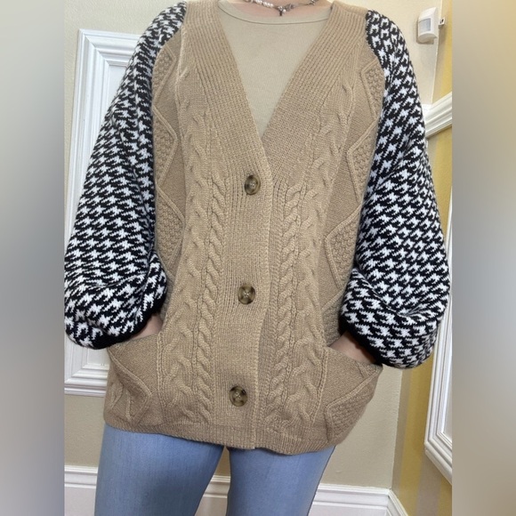 Tan and Black Houndstooth Women's Cardigan - Picture 8 of 10